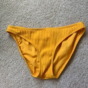 Mustard yellow gold rubbed bikini bottoms swim suit Xhilaration size M